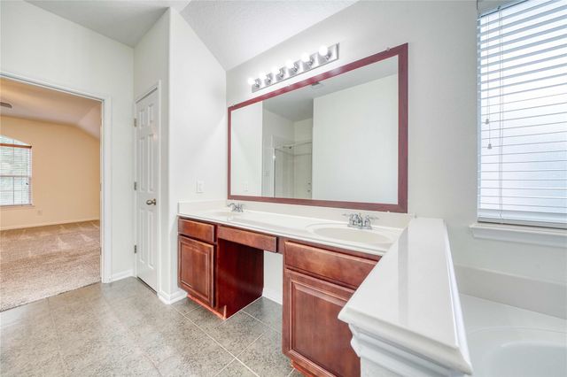 8311 Rocky River Street, Cove, TX 77523