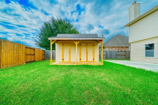 8311 Rocky River Street, Cove, TX 77523