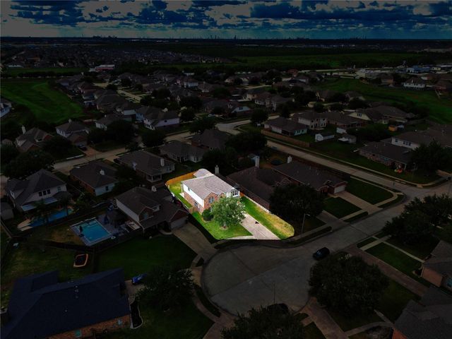 8311 Rocky River Street, Cove, TX 77523