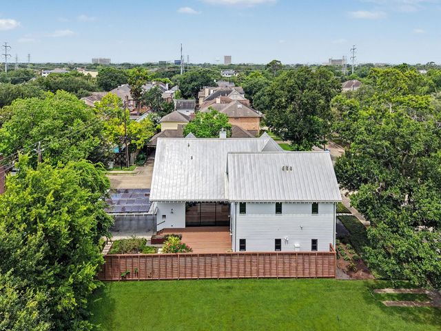 4153 Oberlin Street, West University Place, TX 77005