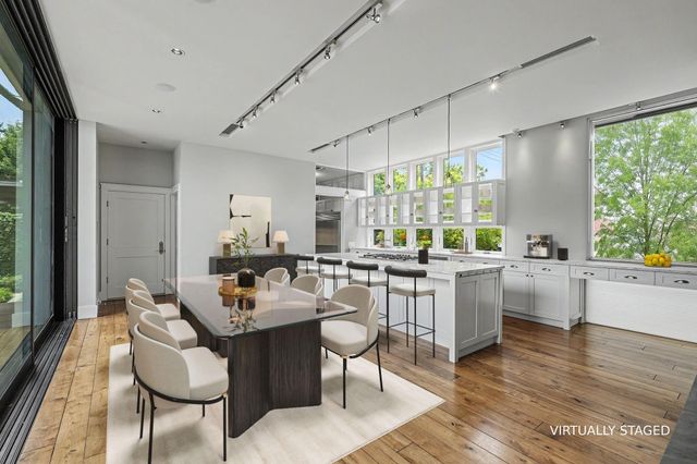 4153 Oberlin Street, West University Place, TX 77005