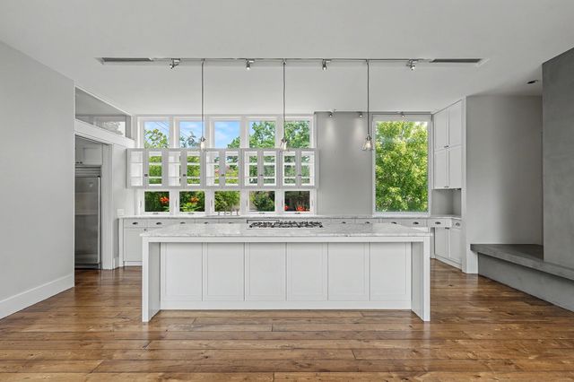 4153 Oberlin Street, West University Place, TX 77005