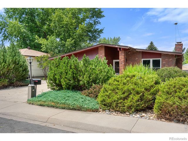 707 Hilltop Street, Longmont, CO 80504