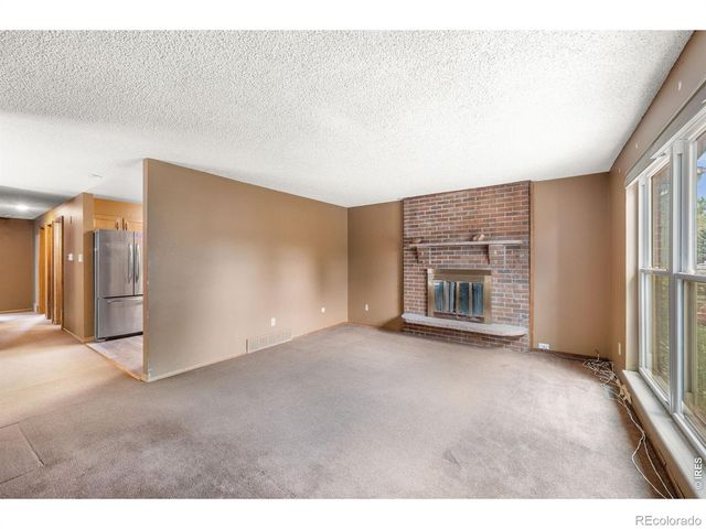 707 Hilltop Street, Longmont, CO 80504