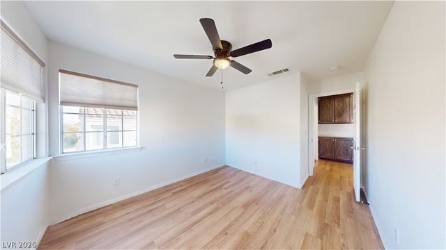 1828 Derbyshire Drive, Las Vegas, NV 89117