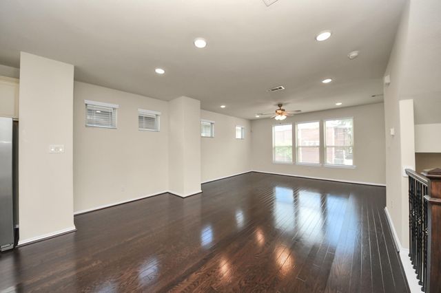 8604 Hollyoaks Creek Lane, Houston, TX 77063