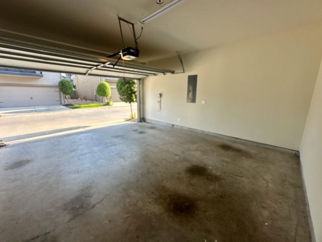 8604 Hollyoaks Creek Lane, Houston, TX 77063