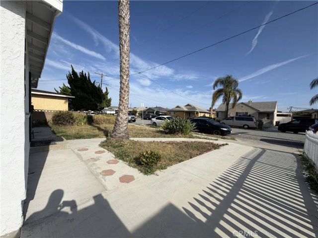 4085 W 141st Street, Hawthorne, CA 90250