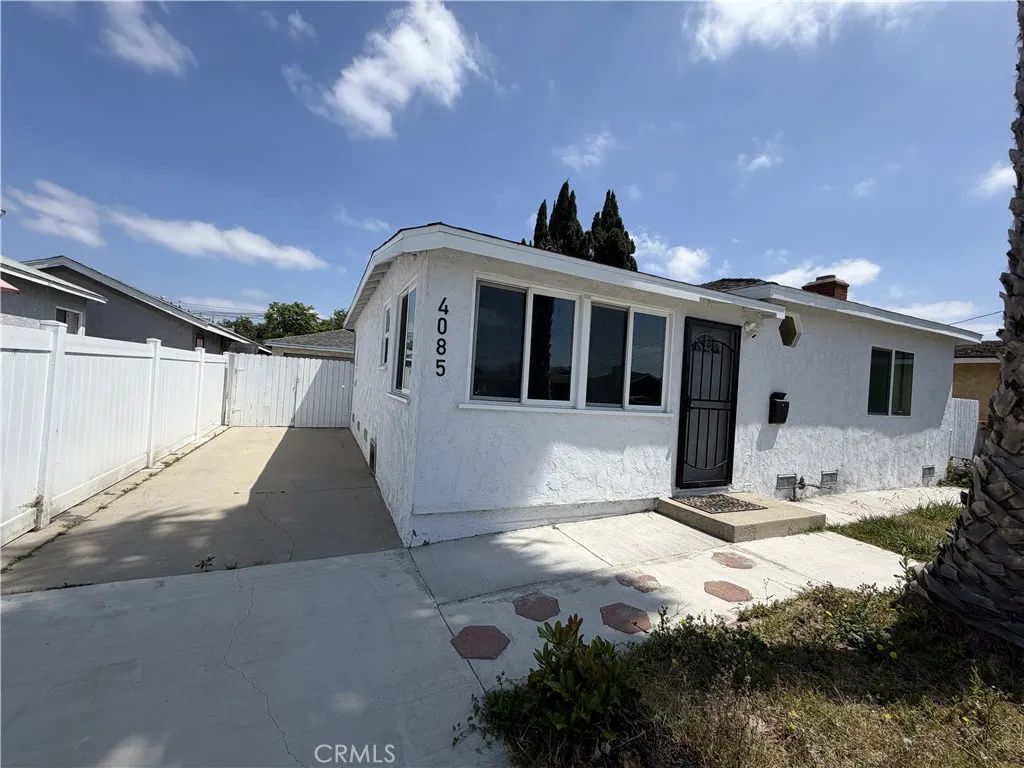 4085 W 141st Street, Hawthorne, CA 90250
