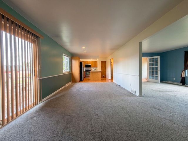 11489 Colonial Woods Drive, Clio, MI 48420