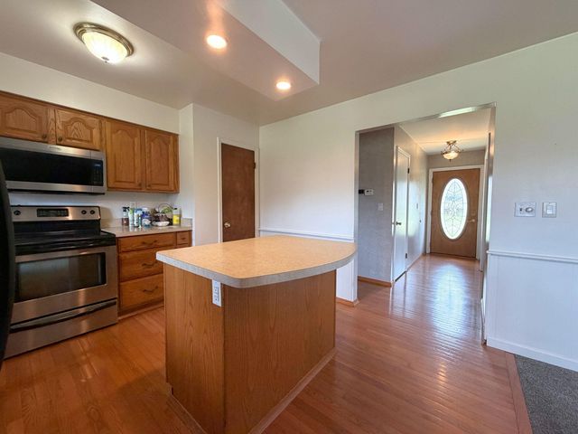 11489 Colonial Woods Drive, Clio, MI 48420