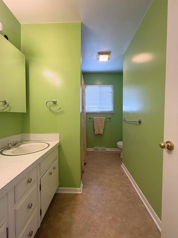 11489 Colonial Woods Drive, Clio, MI 48420