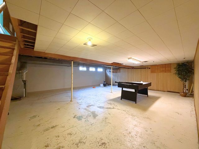 11489 Colonial Woods Drive, Clio, MI 48420