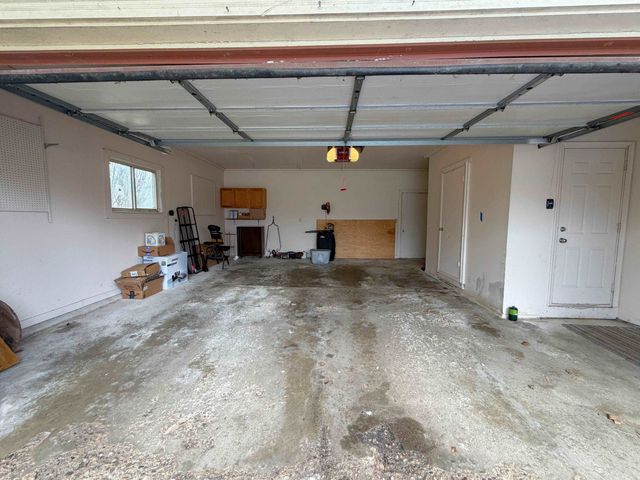 11489 Colonial Woods Drive, Clio, MI 48420