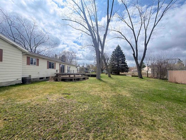 11489 Colonial Woods Drive, Clio, MI 48420