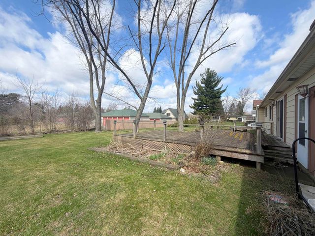 11489 Colonial Woods Drive, Clio, MI 48420