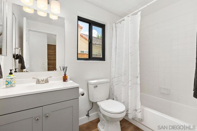15389 Avenida Rorras, San Diego, CA 92128