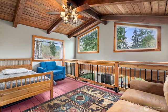 19807 State Route 706 E, Elbe, WA 98330