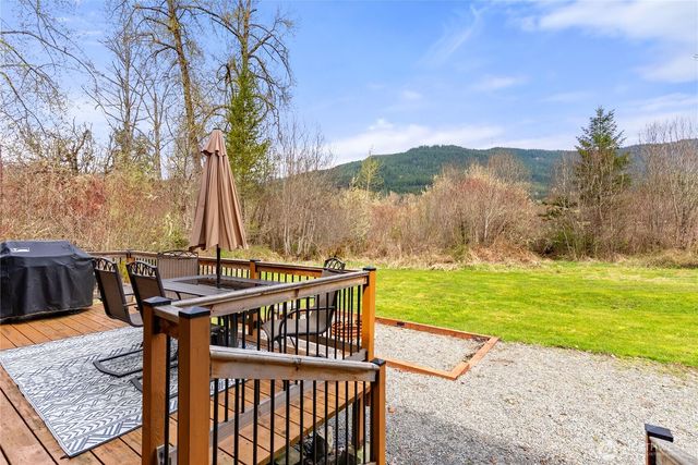 19807 State Route 706 E, Elbe, WA 98330