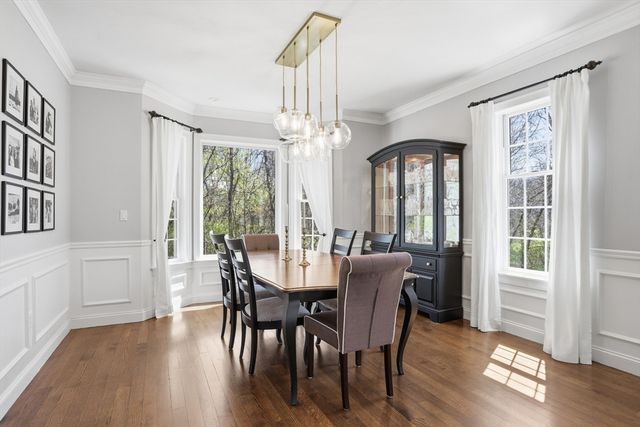 24 Alcorn Xing, Westford, MA 01886