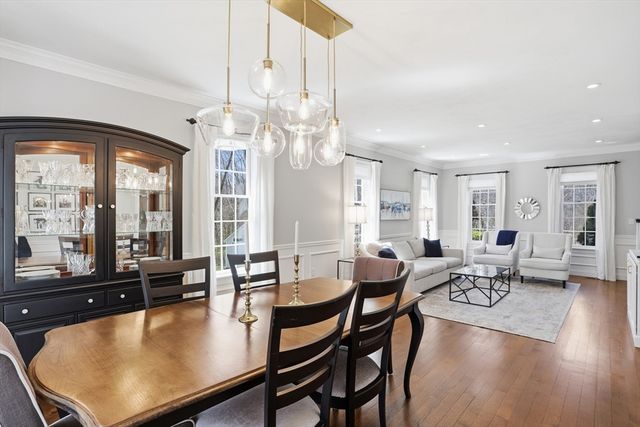24 Alcorn Xing, Westford, MA 01886