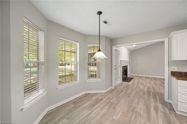 6121 Hickory Creek Road, Winston-salem, NC 27107