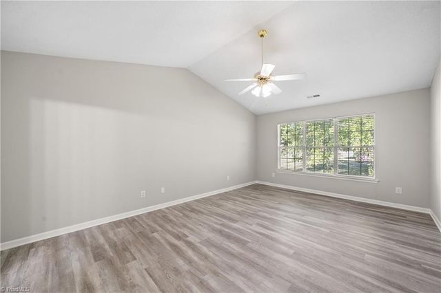6121 Hickory Creek Road, Winston-salem, NC 27107
