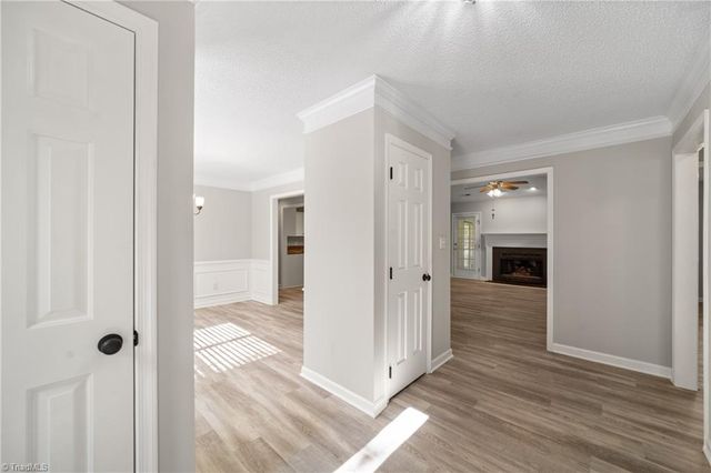 6121 Hickory Creek Road, Winston-salem, NC 27107