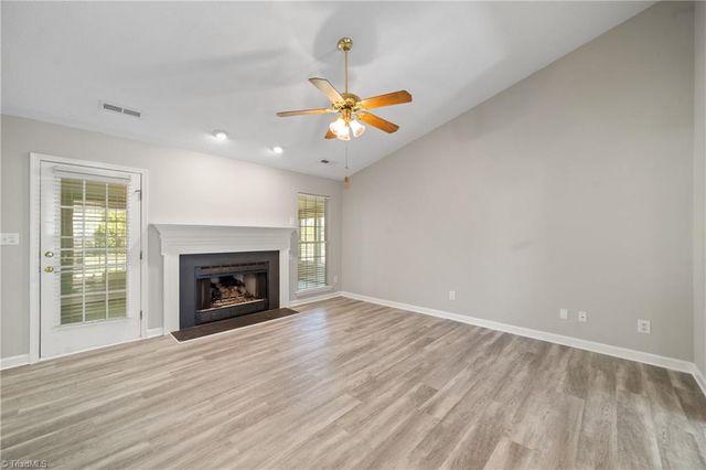 6121 Hickory Creek Road, Winston-salem, NC 27107