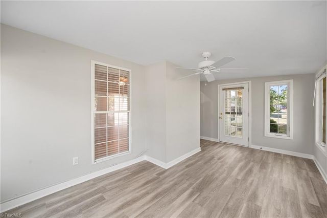6121 Hickory Creek Road, Winston-salem, NC 27107
