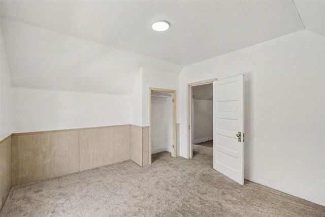 360 W 18th Street, Holland, MI 49423