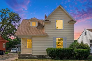 360 W 18th Street, Holland, MI 49423