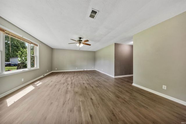 1701 Boulevard Place, Princeton, IN 47670