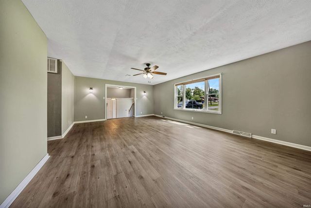 1701 Boulevard Place, Princeton, IN 47670