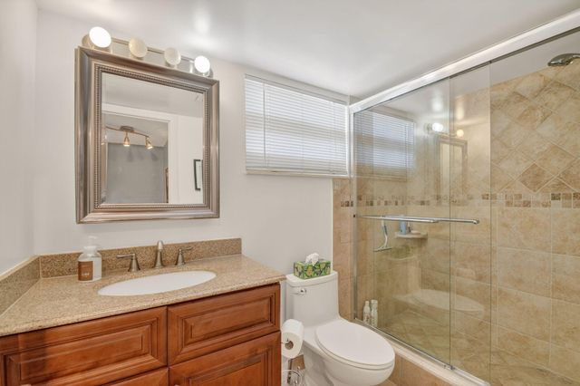 729 Lori Drive 302, Palm Springs, FL 33461