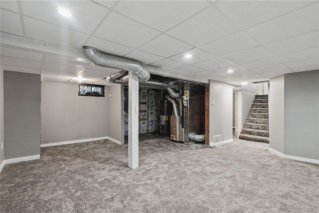336 21st Street NE, Cedar Rapids, IA 52402