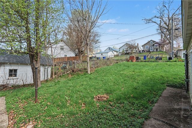 336 21st Street NE, Cedar Rapids, IA 52402