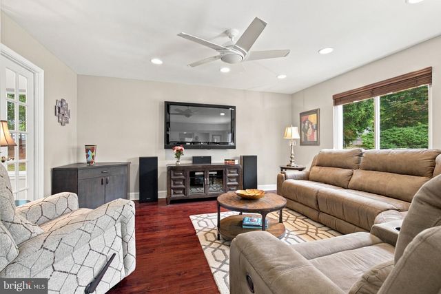 17 STRAWHILL CT, Owings Mills, MD 21117