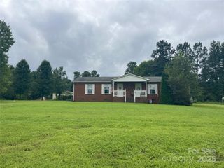 5508-5510 Wrenn Drive, Denver, NC 28037