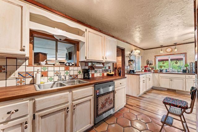 2352 Joe Bald Road, Kimberling City, MO 65686