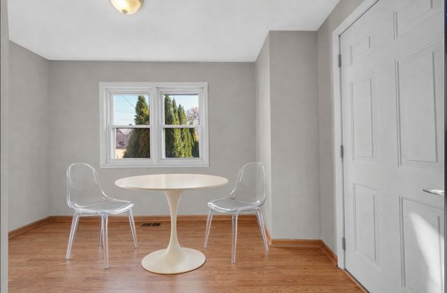 3329 S Racine Avenue, Chicago, IL 60608