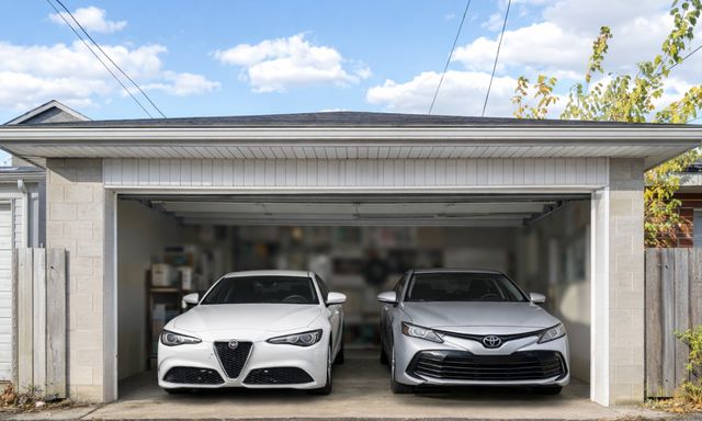 3329 S Racine Avenue, Chicago, IL 60608