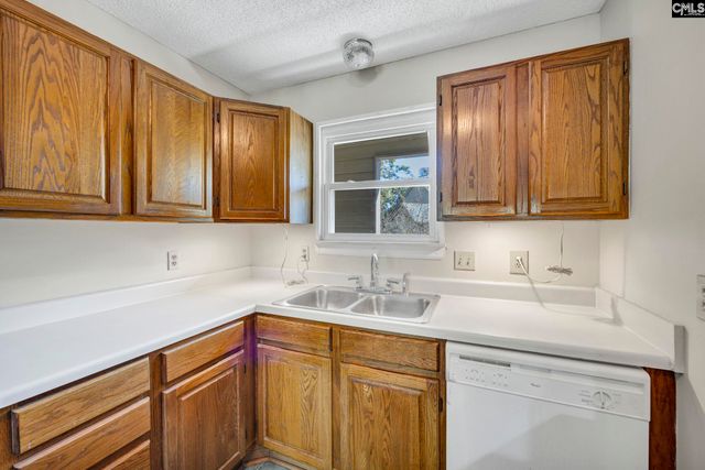 633 Edgewater Lane, West Columbia, SC 29169