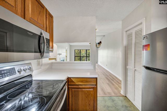 633 Edgewater Lane, West Columbia, SC 29169