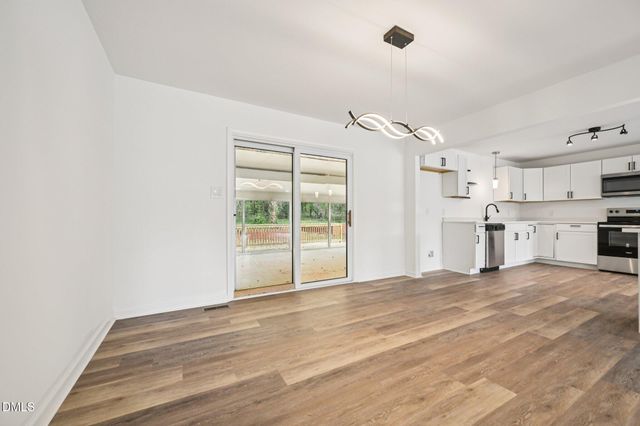 731 Lakeview Drive, Henderson, NC 27536