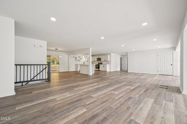 731 Lakeview Drive, Henderson, NC 27536