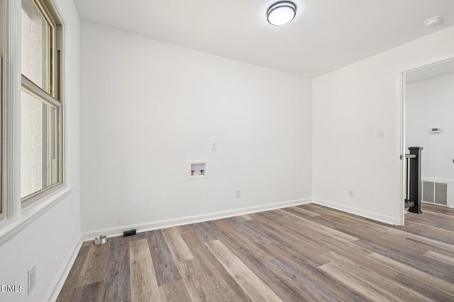 731 Lakeview Drive, Henderson, NC 27536