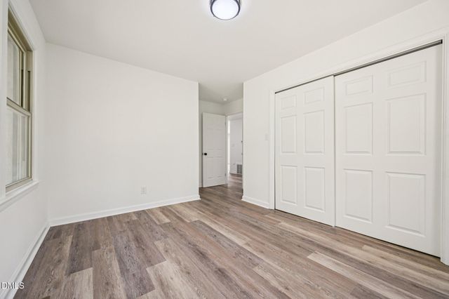 731 Lakeview Drive, Henderson, NC 27536