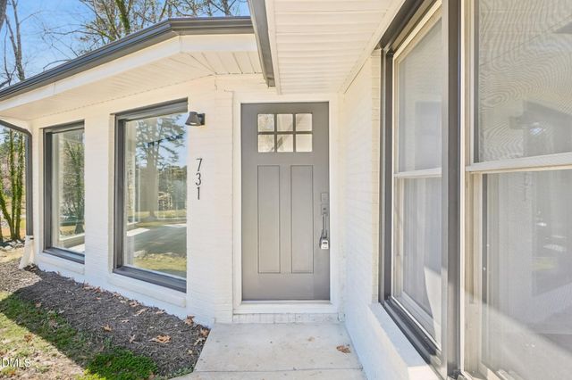 731 Lakeview Drive, Henderson, NC 27536