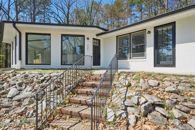 731 Lakeview Drive, Henderson, NC 27536